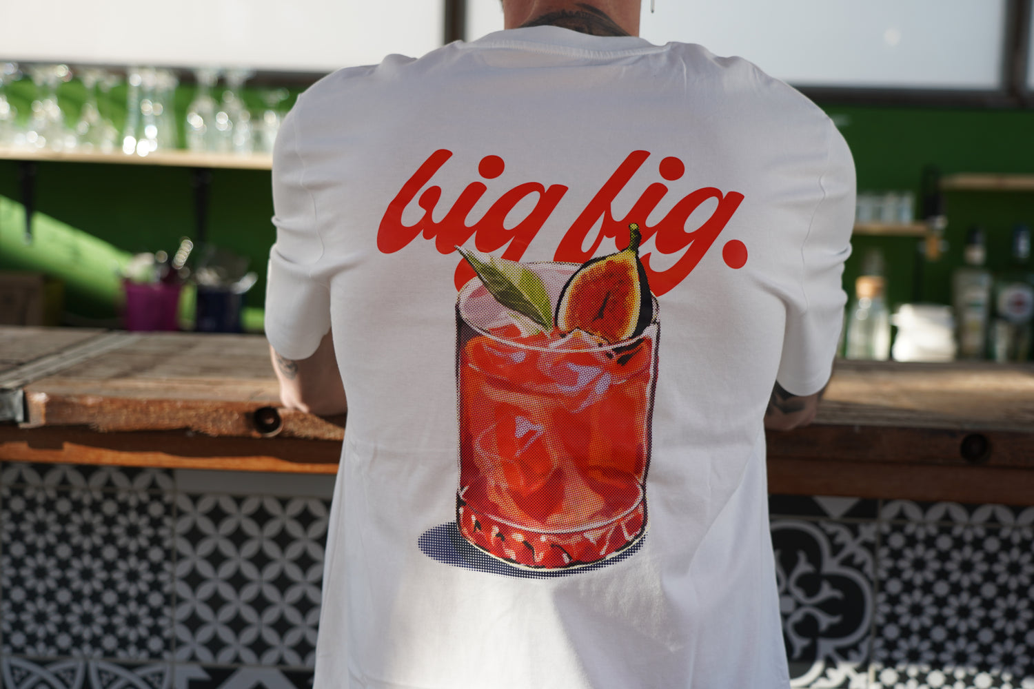 T-SHIRT COUPE CLASSIQUE COCKTAIL